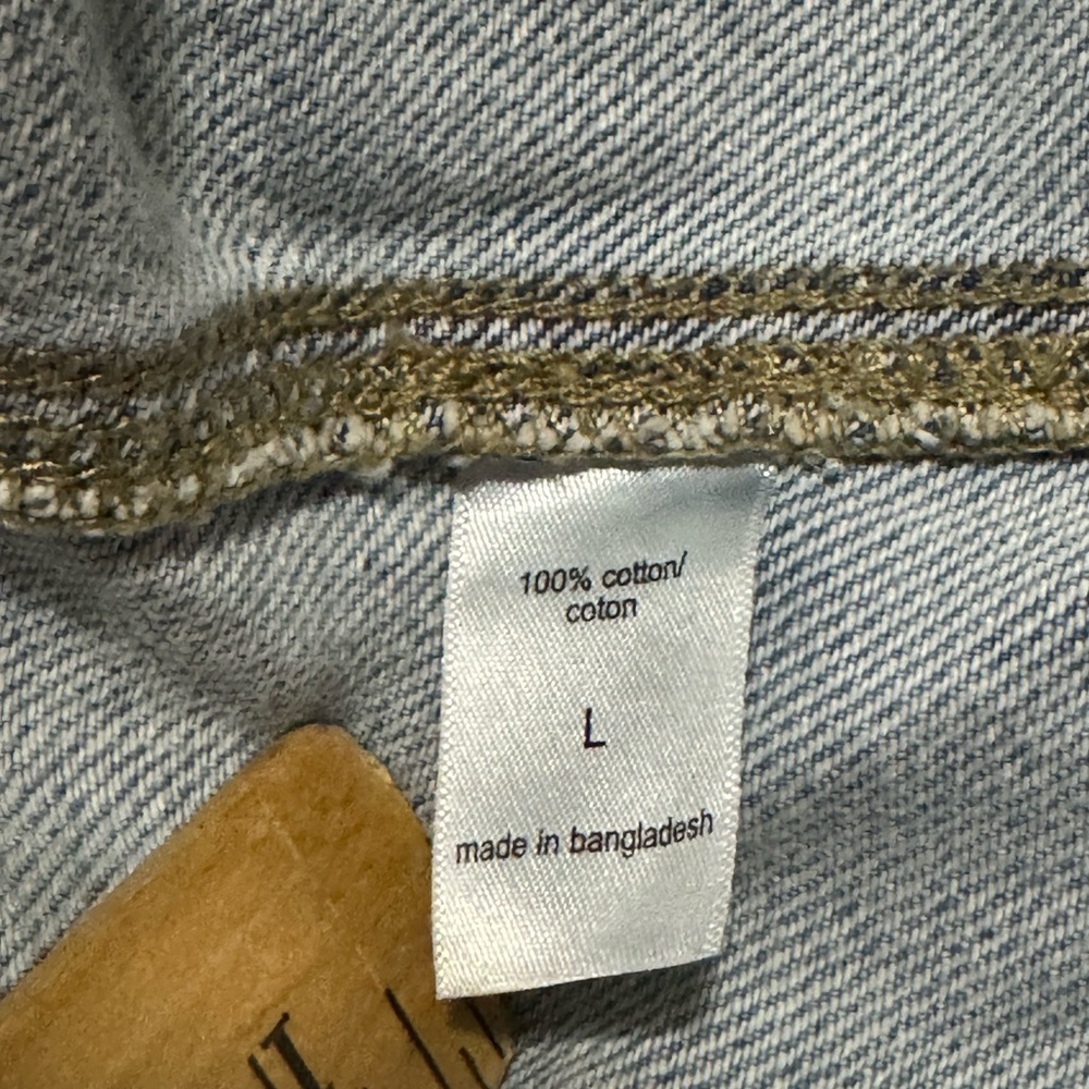 LIKE NEW! Size 14 Maurices Scoop Neck Denim Overalls
color: light sandblast - Picture 9 of 10